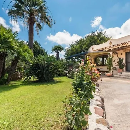 Con Immenso Giardino Orosei