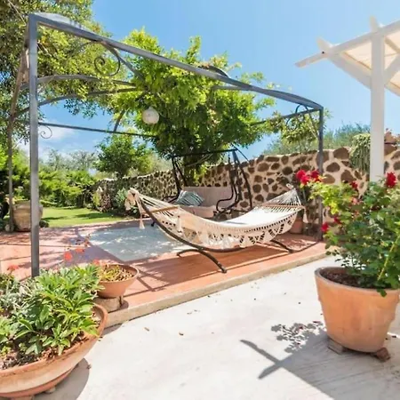 Con Immenso Giardino Orosei