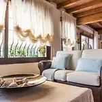 Βίλα Con Immenso Giardino