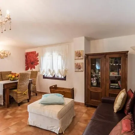 Con Immenso Giardino Villa *