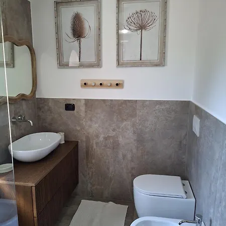 וילה Con Immenso Giardino אורוסיי