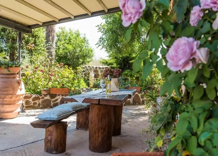 Con Immenso Giardino Villa *